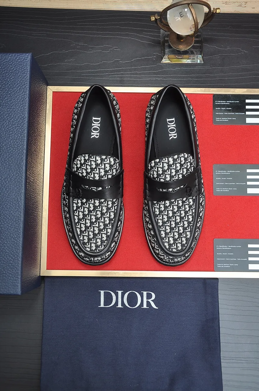 Men's shoes 💰600💶[Dior] (water-dyed cowhide lining) Dior original 1:1 high-quality factory, imported original materials, imported raw cowhide, water-dyed cowhide lining, original TPU outsole, code number: 38-44 (45 customized)